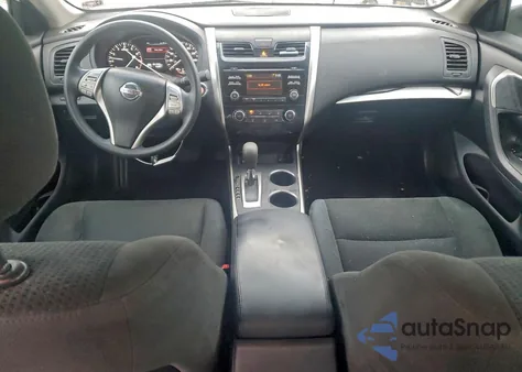 2015 Nissan Altima 2.5 z USA, uszkodzony, nr VIN 1N4AL3APXFC430544